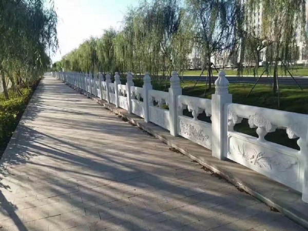 石栏杆